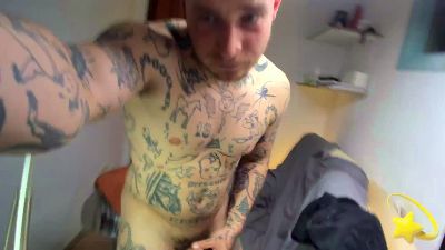 Layneinchains live cam on Cam4