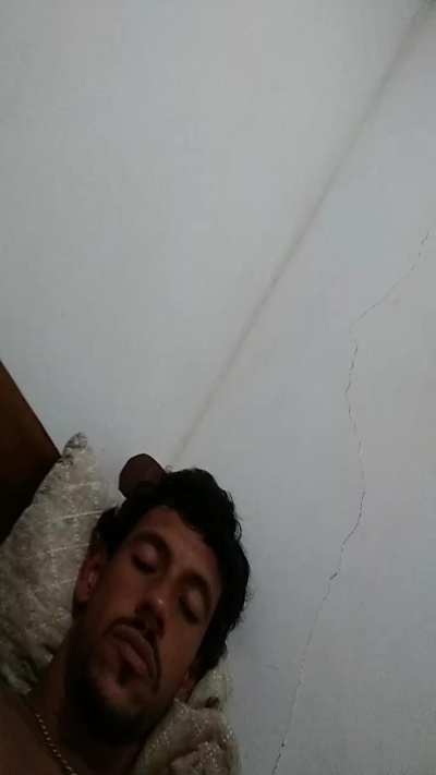 Lccarioca live cam on Cam4