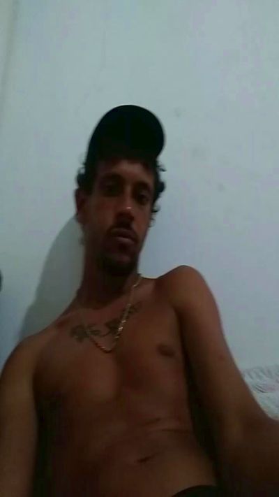 Lccarioca live cam on Cam4
