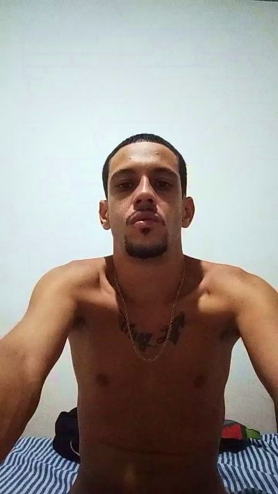 Lccarioca live cam on Cam4