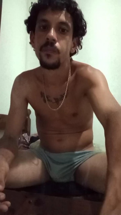 Lccarioca live cam on Cam4