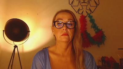 Lea_Lust live cam on Cam4