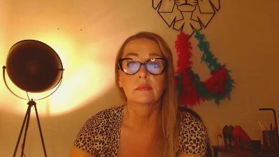 Lea_Lust live cam on Cam4