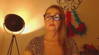 Lea_Lust live cam on Cam4