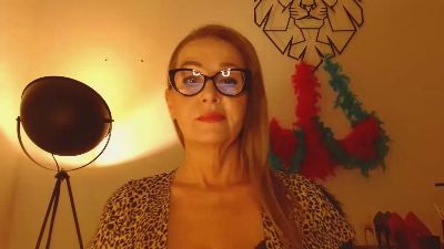 Lea_Lust live cam on Cam4
