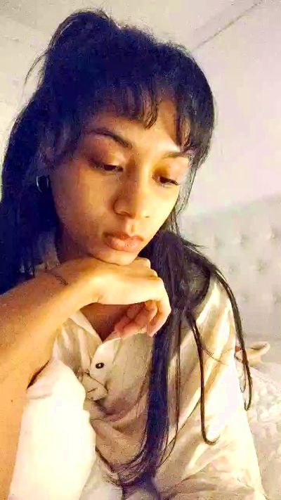 Leaberry live cam on Cam4