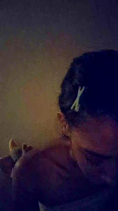 Leaberry live cam on Cam4
