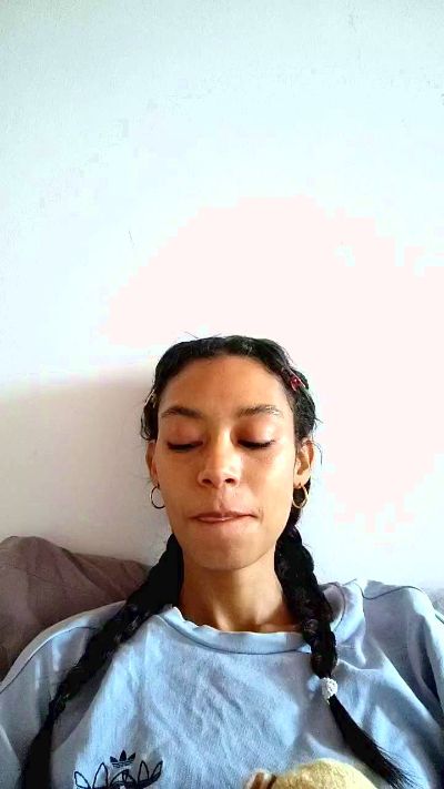 Leaberry live cam on Cam4