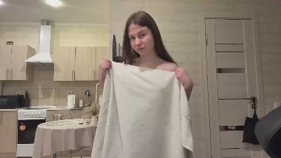 LeahDoebler live cam on Cam4