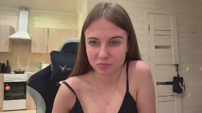 LeahDoebler live cam on Cam4