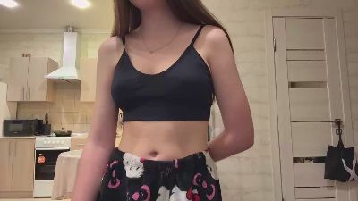 LeahDoebler live cam on Cam4