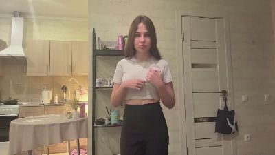 LeahDoebler live cam on Cam4