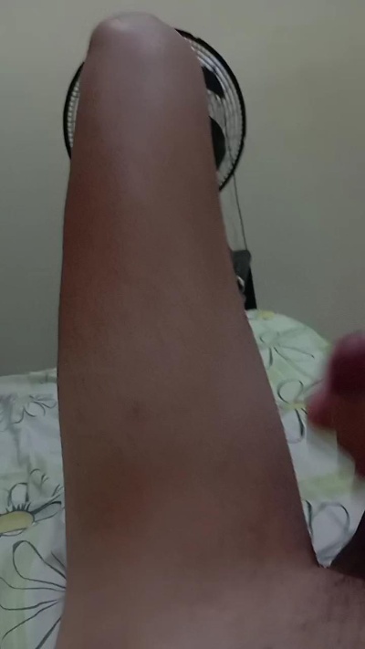 Leal live cam on Cam4