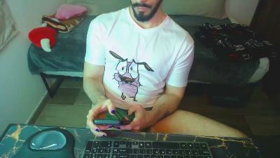 Lealboy live cam on Cam4