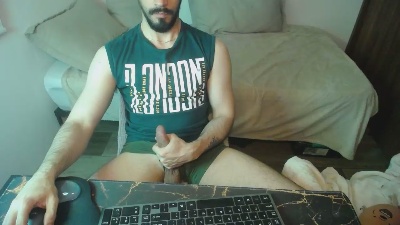 Lealboy live cam on Cam4
