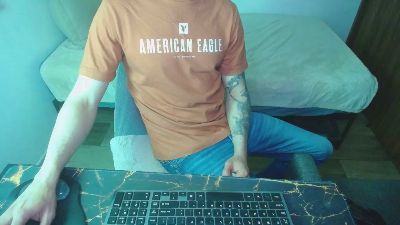 Lealboy live cam on Cam4