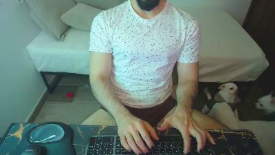 Lealboy live cam on Cam4