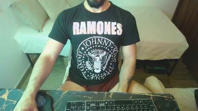 Lealboy live cam on Cam4
