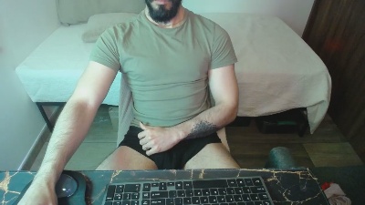 Lealboy live cam on Cam4