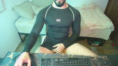 Lealboy live cam on Cam4