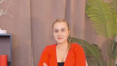 LeandraBachtell live cam on Cam4