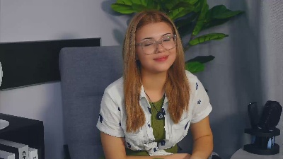 Live thumbnail of LeandraBouma
