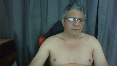 Leandrinho1974 live cam on Cam4