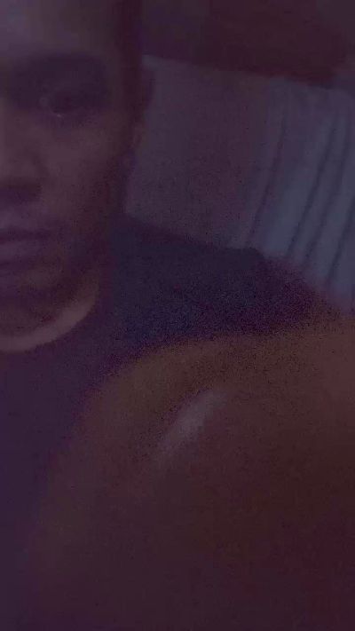 Leandrogado live cam on Cam4
