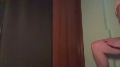 LeannGuyott live cam on Cam4