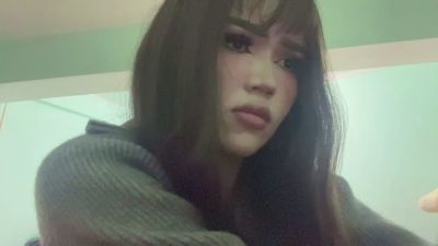 LeannGuyott live cam on Cam4