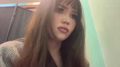 LeannGuyott live cam on Cam4