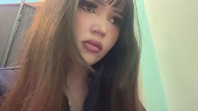 LeannGuyott live cam on Cam4