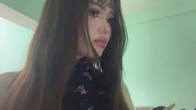 LeannGuyott live cam on Cam4