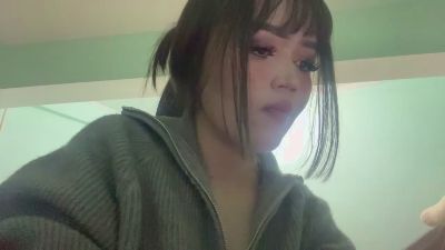 LeannGuyott live cam on Cam4