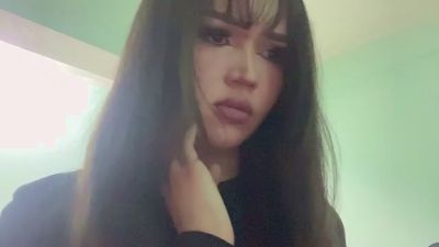 LeannGuyott live cam on Cam4