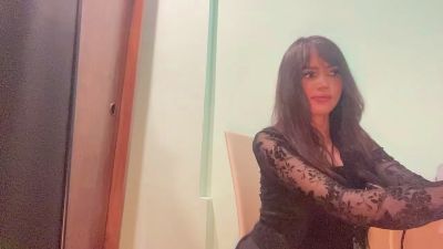 LeannGuyott live cam on Cam4