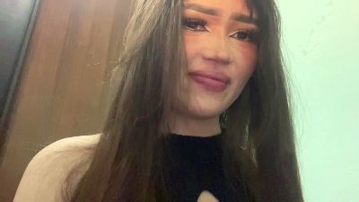 LeannGuyott live cam on Cam4