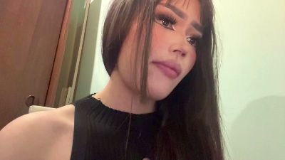 LeannGuyott live cam on Cam4