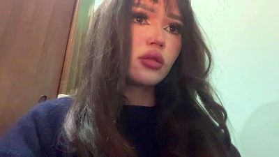 LeannGuyott live cam on Cam4