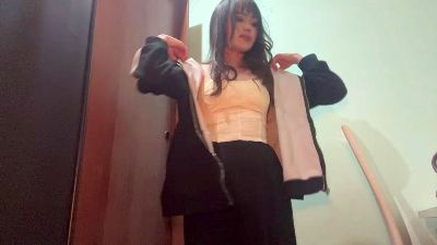 LeannGuyott live cam on Cam4