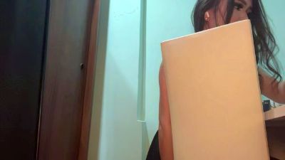 LeannGuyott live cam on Cam4