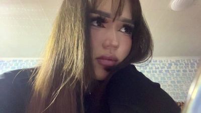 LeannGuyott live cam on Cam4