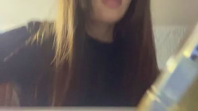 LeannGuyott live cam on Cam4