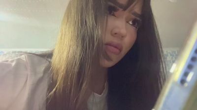 LeannGuyott live cam on Cam4