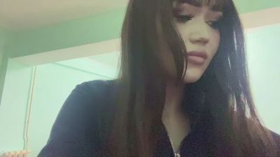 LeannGuyott live cam on Cam4