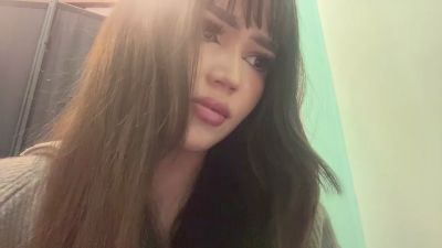 LeannGuyott live cam on Cam4