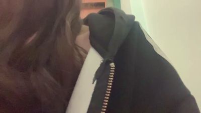 LeannGuyott live cam on Cam4