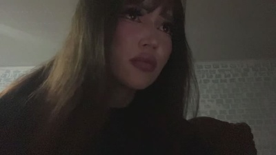 LeannGuyott live cam on Cam4