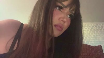 LeannGuyott live cam on Cam4