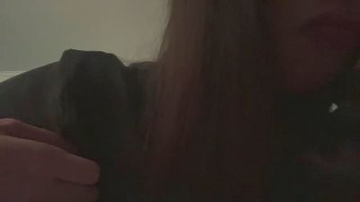LeannGuyott live cam on Cam4